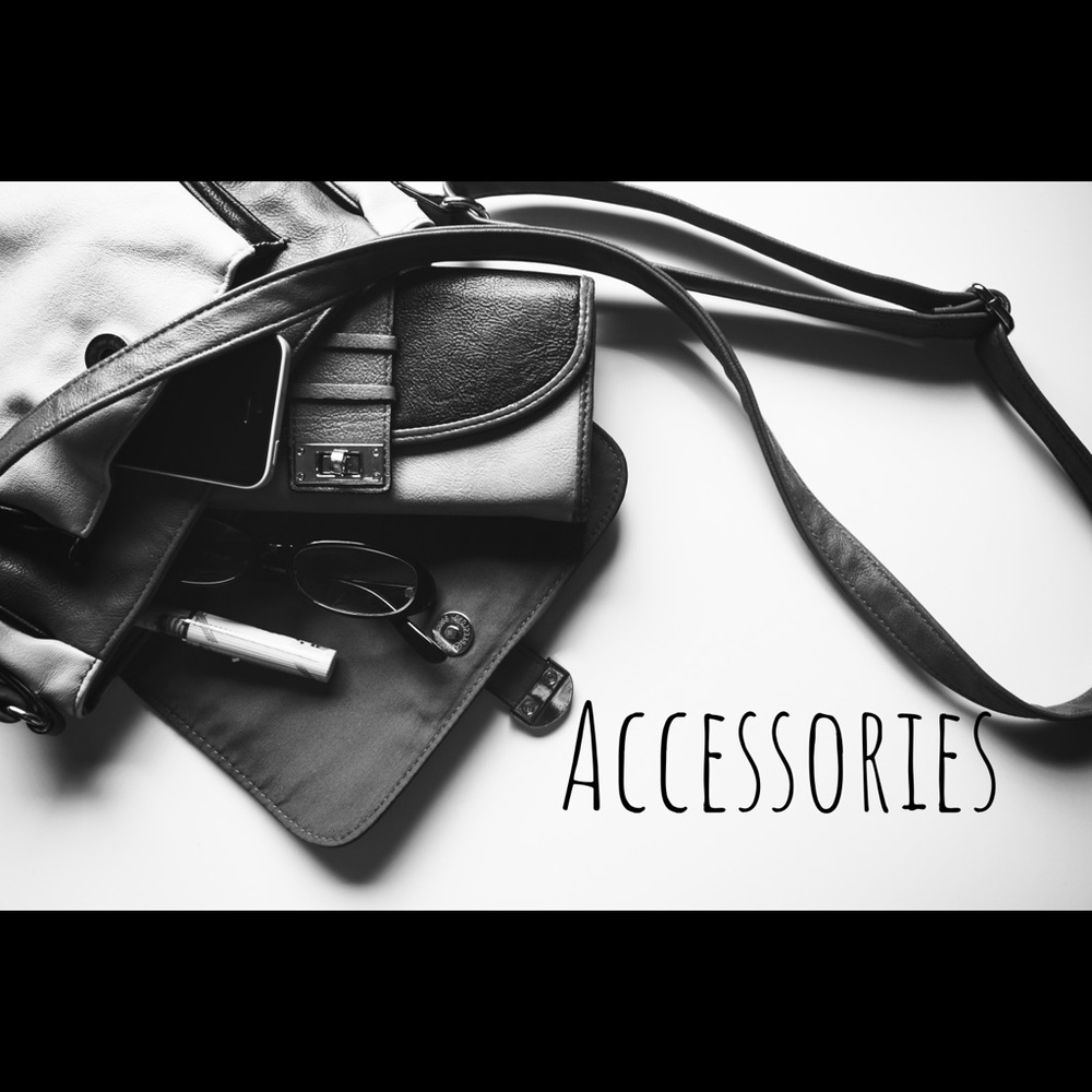 Accessories - Picture 3 of 3